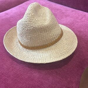 Forever 21 brand new straw hat